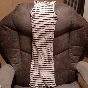 Short sleeveless dress